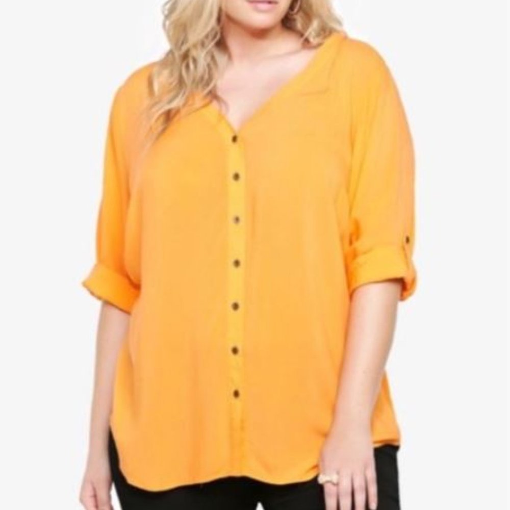 Torrid 1x, orange button up top, keyhole back, 3/4sleves that roll up